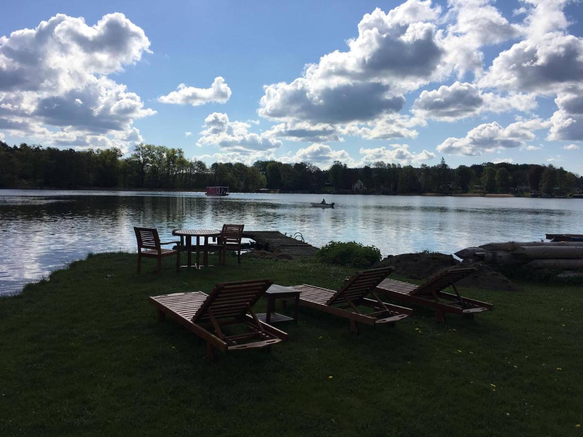 Schöne 3Zimmer Ferienwohnung direkt am Baalensee Fürstenberg-Havel Exterior foto